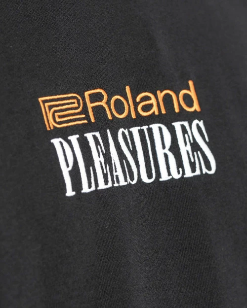 Pleasures ROLAND HEAVYWEIGHT T-SHIRT 5 Pleasures ROLAND HEAVYWEIGHT T-SHIRT - Image 3